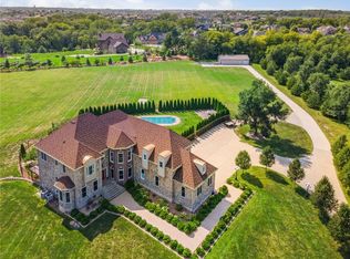 10130 NW 76th Pl, Johnston, IA 50131