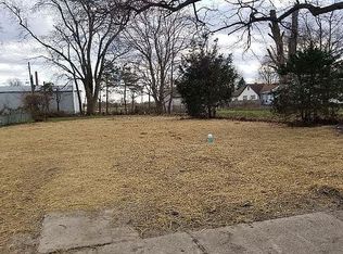 1127 E 31st St, Anderson, IN 46016