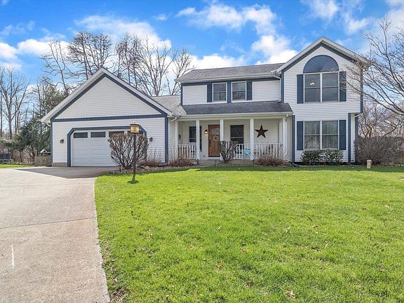 2nd image of 55191 Birchwood Ct