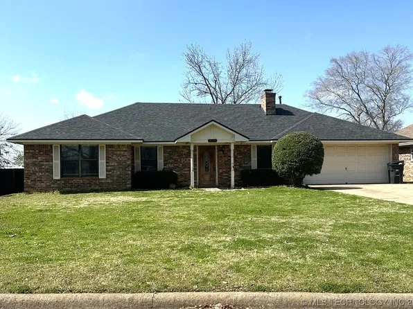 1929 Parkway Cir, Durant, OK 74701
