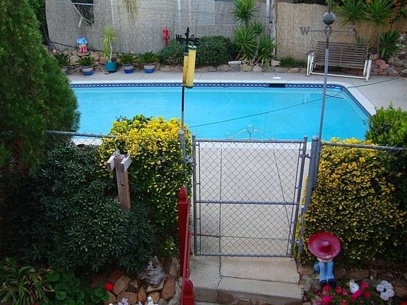4th image of 17323 Anthony Ave