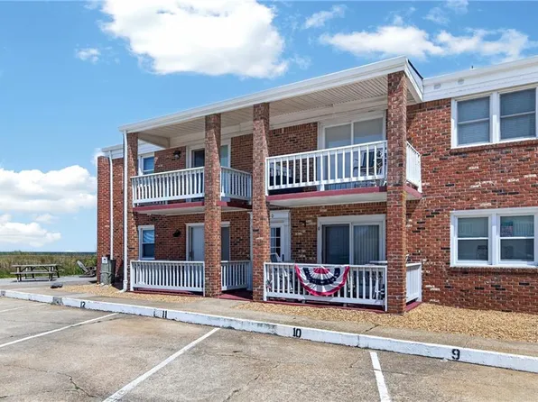 900 E Ocean View Ave APT 11, Norfolk, VA 23503