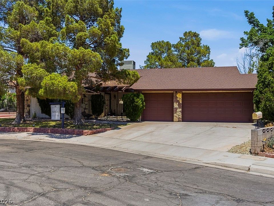 1st image of 3188 Moonflower Dr
