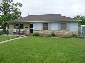 2nd image of 1101 Cedar Ave