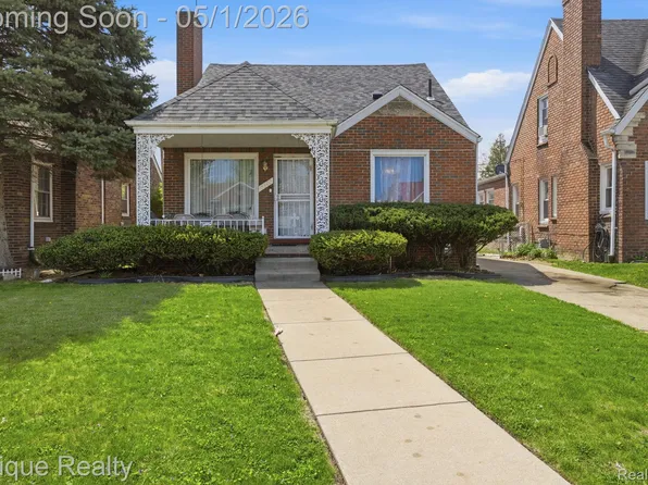 15300 Collingham Dr, Detroit, MI 48205