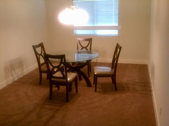 4th image of 1544 Kew Garden Dr