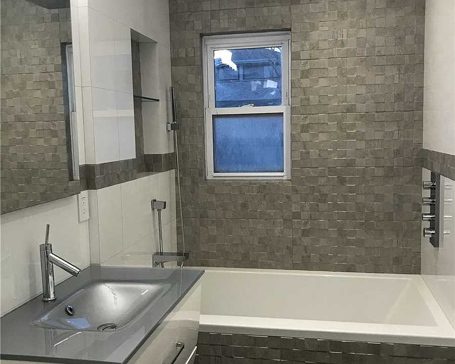 2nd image of 146-26 230th Pl