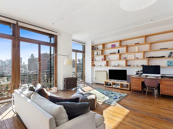 5th image of 561 Broadway APT 9A