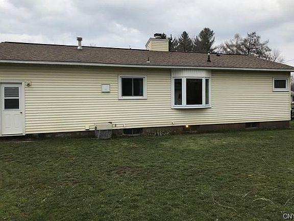 2nd image of 107 Sargent Ln