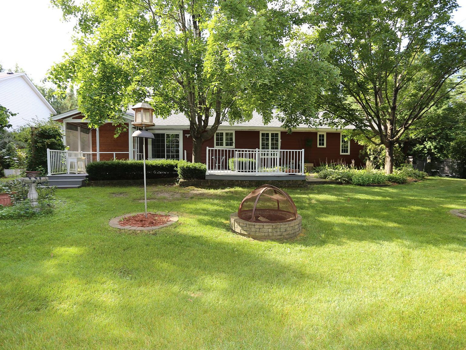 8224 W 104th St, Bloomington, MN 55438 | Zillow
