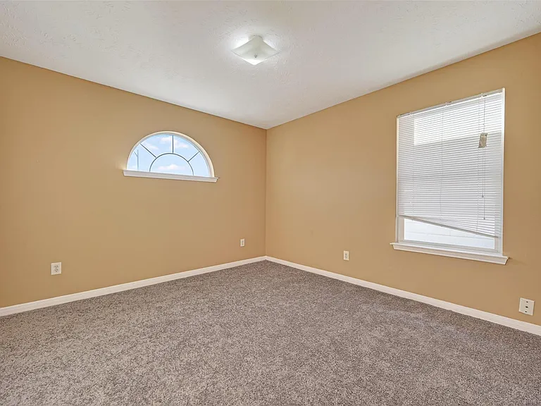 3006 Palace Oaks Dr — Photo 21