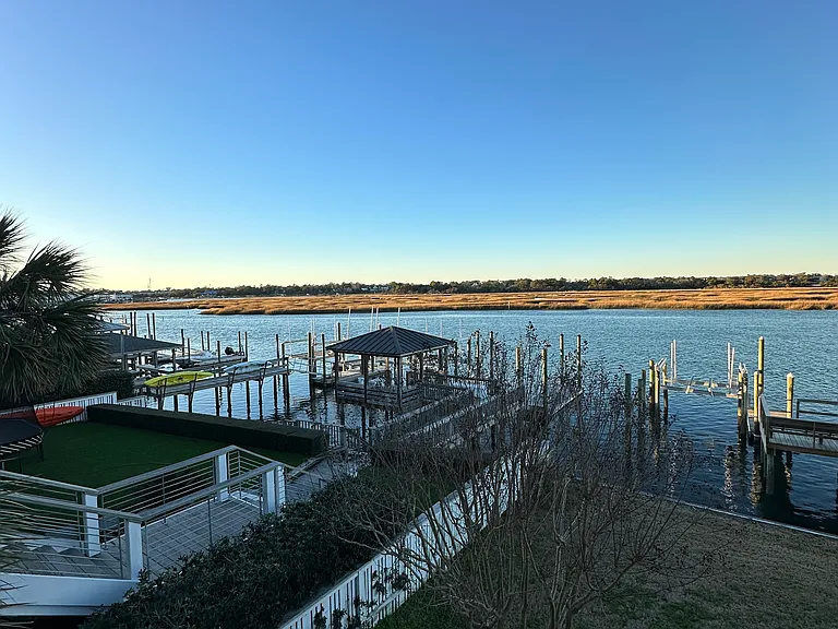 Pelican Dr — Photo 11