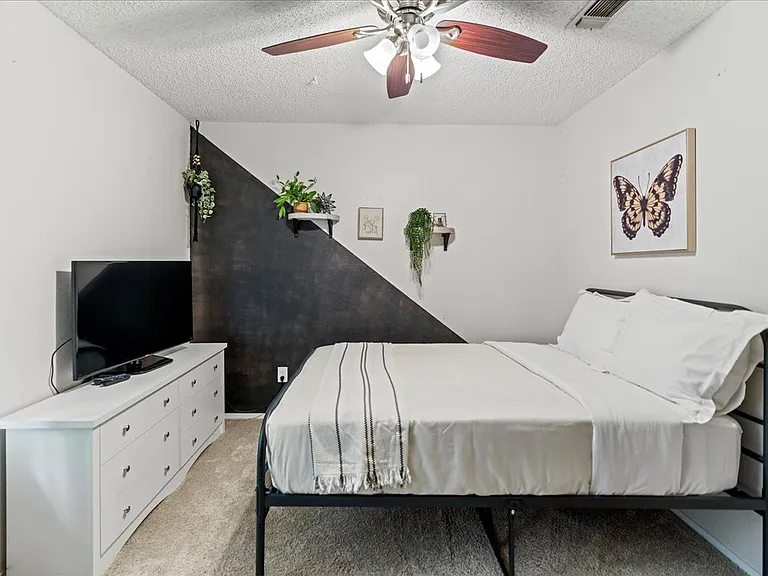 3702 Del Rio Ct — Photo 12