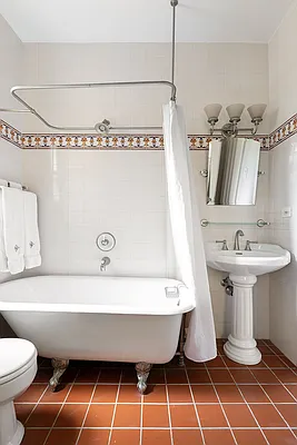 Sold by Compass | media 19