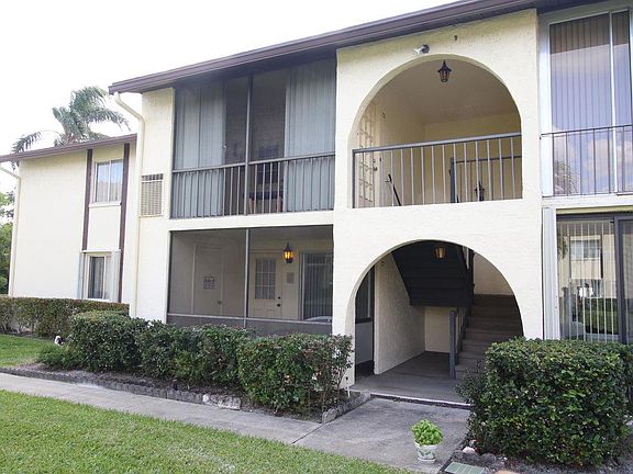 3rd image of 5760 Pine Wood Dr APT C-1