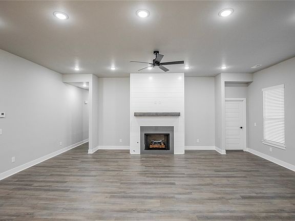 4th image of 5206 SW Firethorn Ln