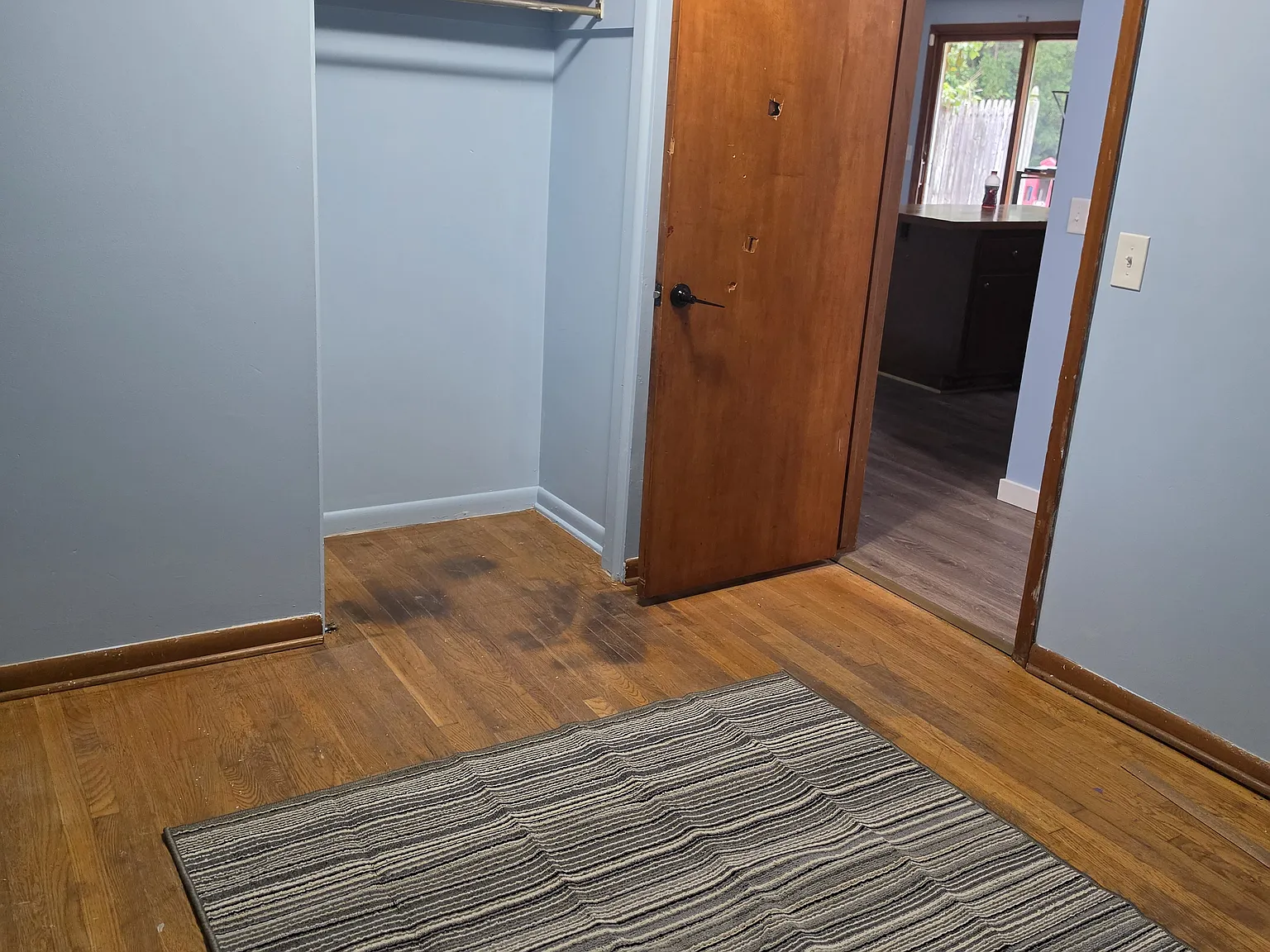 4 bed, 1.5 bath, 1600 sqft, $1,400 — Photo 3