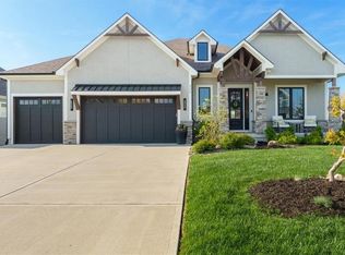 325 NW Ambersham Dr, Lees Summit, MO 64081