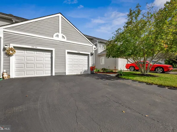 4506 Four Seasons Pl, Oxon Hill, MD 20745
