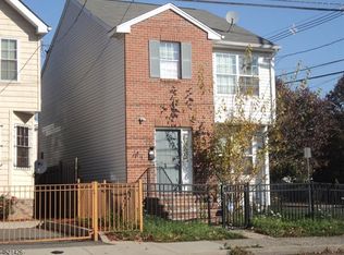 215 16th Ave, Newark, NJ 07103