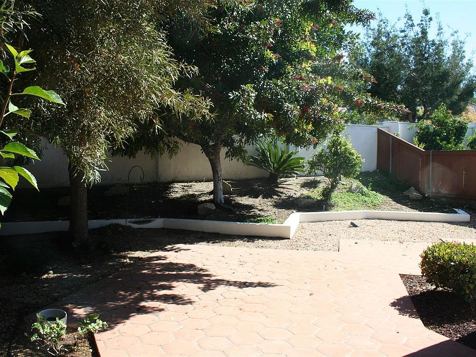 2nd image of 16339 Avenida Nobleza