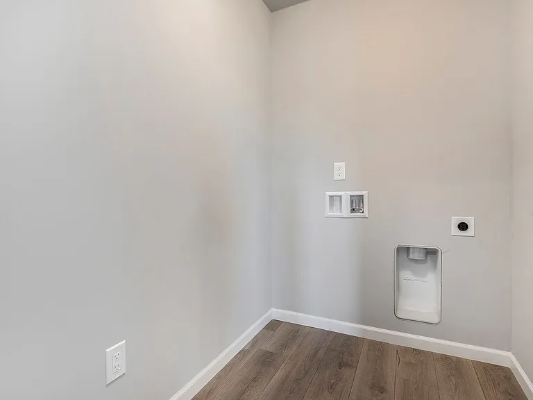 1625 Carolyn Dr — Photo 10