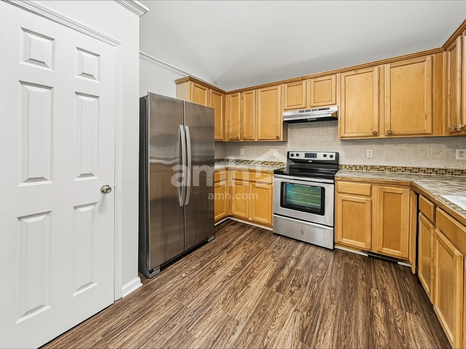 3 bed, 3.0 bath, 1495 sqft, $2,195 — Photo 4