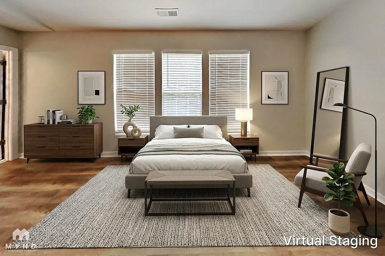 4 bed, 2.5 bath, 1919 sqft, $2,145 — Photo 3