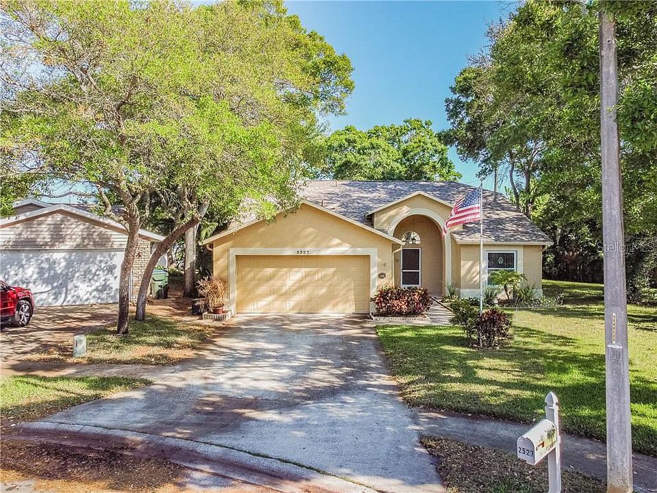 1st image of 2527 Southern Oak Cir