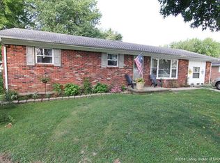435 S Morgan Dr, Austin, IN 47102