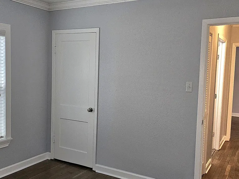 3126 Austin St — Photo 3