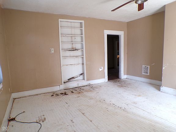 5th image of 101 S Nebraska St