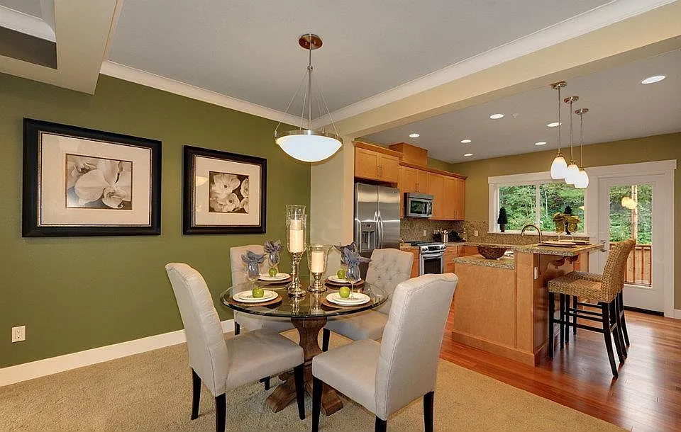 2 bed, 2.5 bath, 1427 sqft, $3,300 — Photo 4