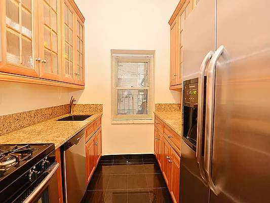 Rented by Cooper & Cooper Real Estate | media 18