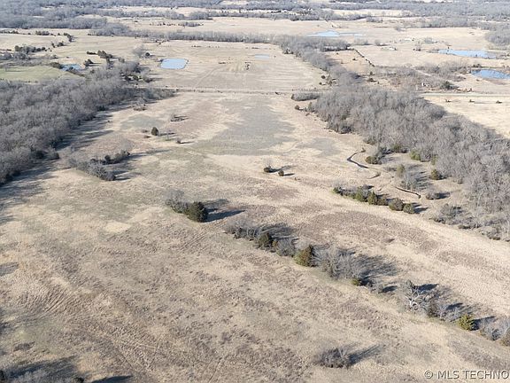 4th image of 1150 East Rd