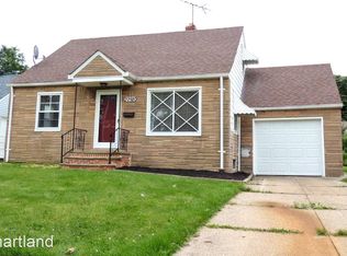 22920 Tracy Ave, Euclid, OH 44123