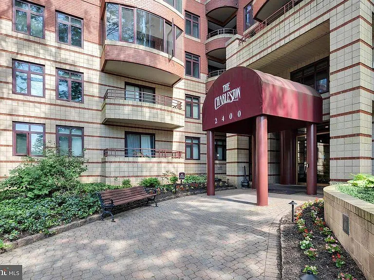 2400 Clarendon Blvd #410 — Photo 12