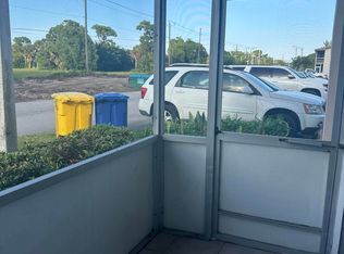 128 NORWICH F, West Palm Beach, FL 33417