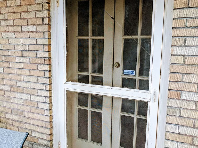 302 N. Cleveland St.* — Photo 11
