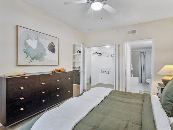 250 NW 130th Ave #109