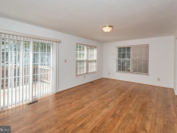 5th image of 10019 Gander Ct