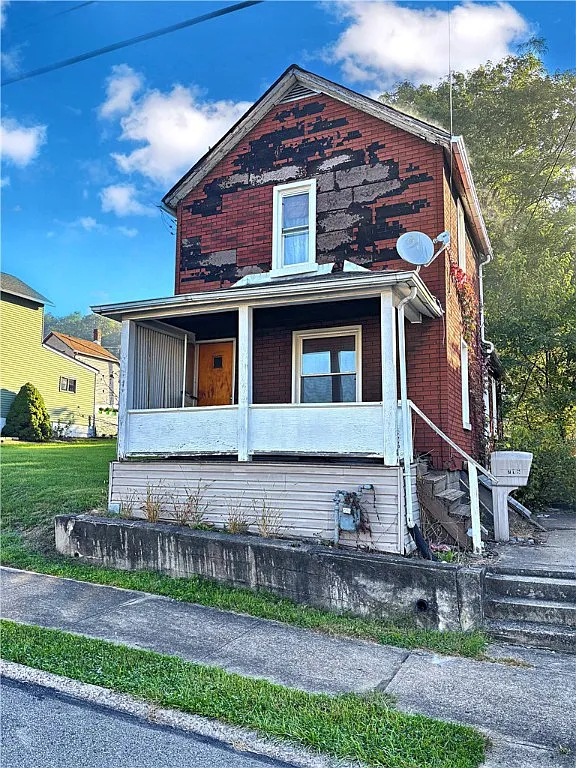 715 Indiana Ave photo 1