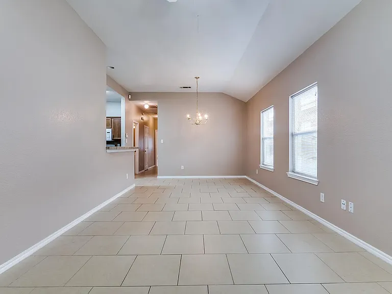 5907 Lovingham Ct #5907 — Photo 15