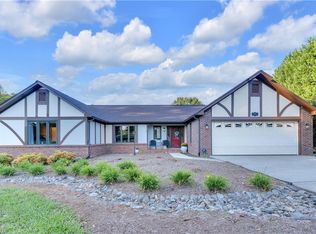 281 Cross Key Rd, Reidsville, NC 27320