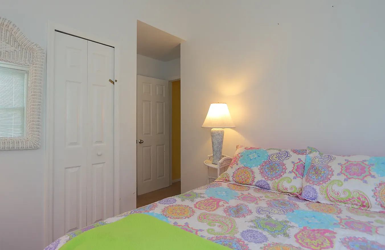 3 bed, 1060 sqft, $4,500 — Photo 1