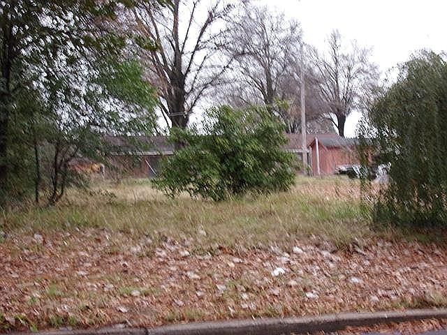 1st image of 2608 E Jackson Ave