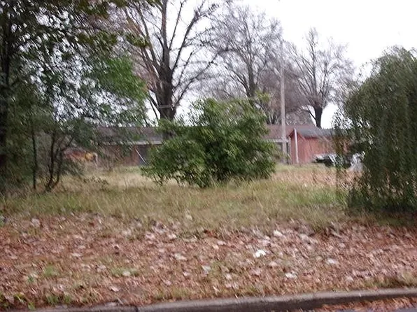 2608 E Jackson Ave, West Memphis, AR 72301