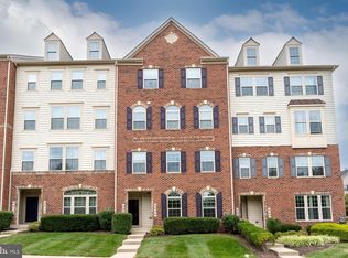 5822 Oakdale Village Rd, Ijamsville, MD 21754