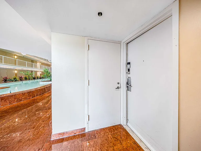 1717 N Bayshore Dr #10-ID1054119P — Photo 23