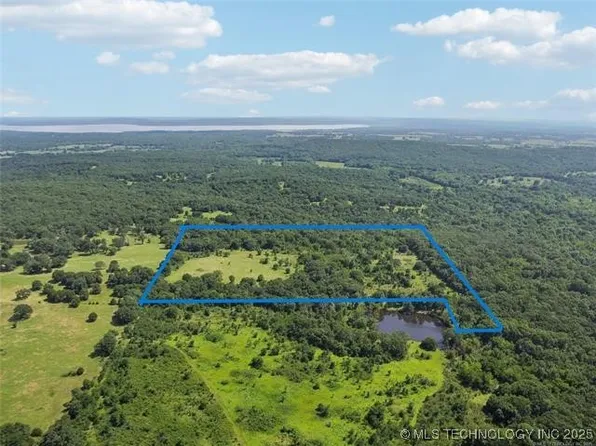 Bristlecone Rd, Henryetta, OK 74437